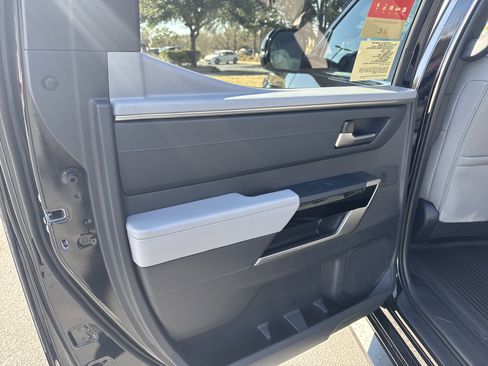 New 2026 Toyota Tundra Limited image 28