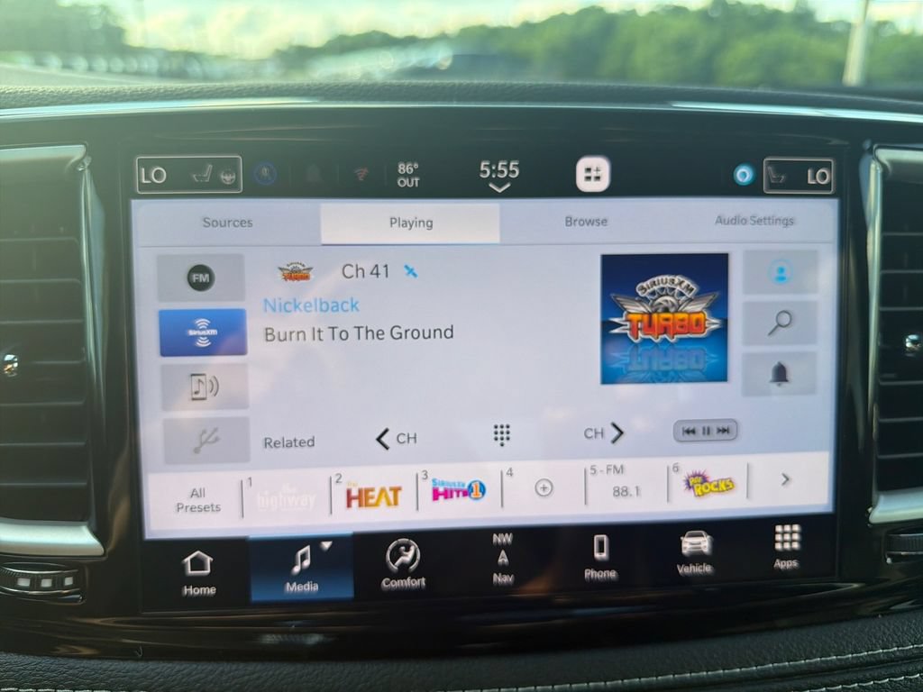 New 2027 Chrysler Pacifica Select w/ Family Tech Group FWD image 16