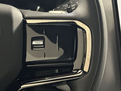 Used 2026 Land Rover Range Rover Velar S image 21