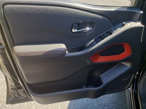 Used 2024 Nissan Frontier Pro-X w/ Pro Convenience Package RWD image 18