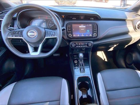 Used 2023 Nissan Kicks SR w/ SR Premium Package image 16