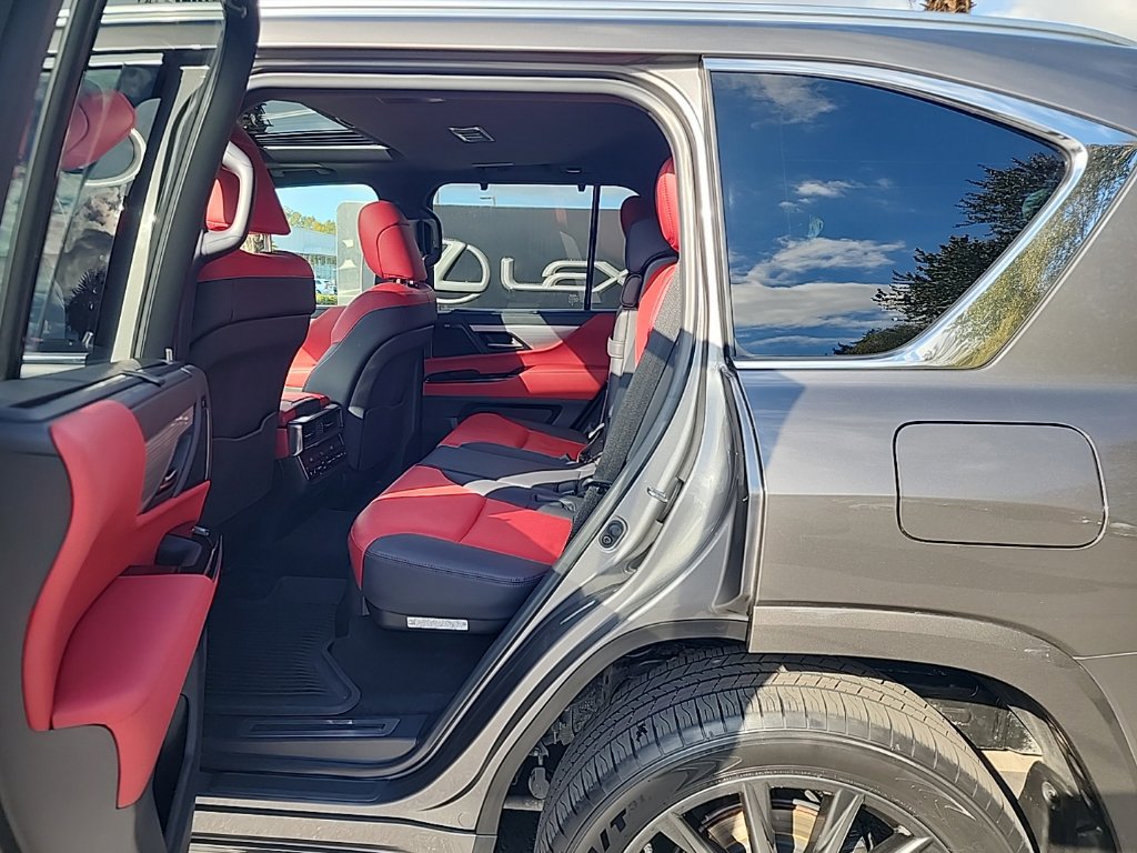 Certified 2023 Lexus LX 600 F Sport AWD/4WD image 14