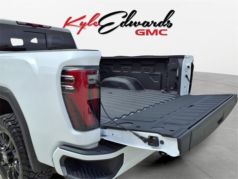 New 2025 GMC Sierra 2500 AT4 w/ AT4 Premium Plus Package image 26