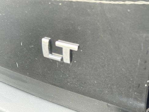 Used 2024 Chevrolet Traverse LT FWD image 33