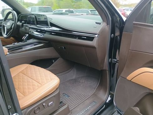 Used 2023 Cadillac Escalade Sport w/ Touring Package AWD/4WD image 13