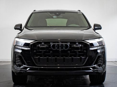 Certified 2025 Audi Q7 3.0T Premium Plus image 2