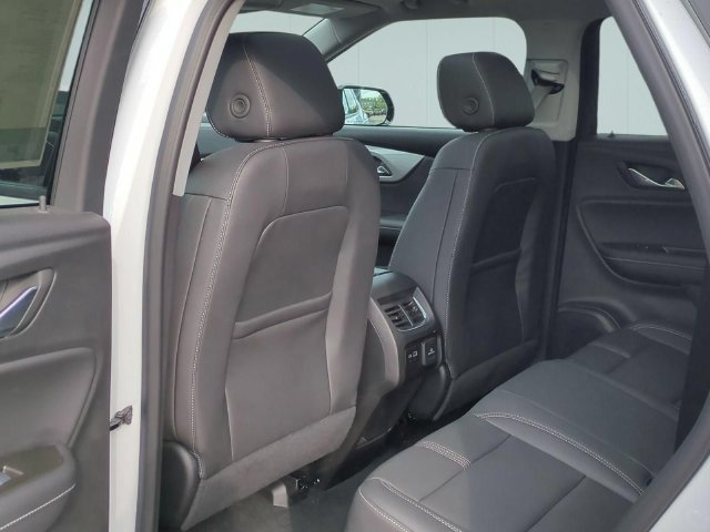 Used 2025 Chevrolet Blazer LT w/ Sound & Technology Package AWD/4WD image 28