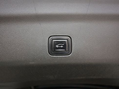 Used 2022 GMC Yukon AT4 w/ Max Trailering Package AWD/4WD image 43