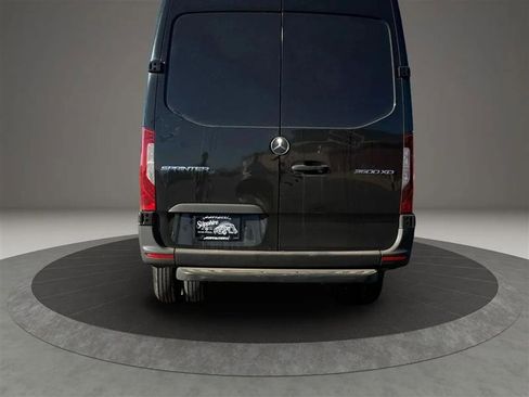 Used 2019 Mercedes-Benz Sprinter 170 Cargo w/ Exterior Lighting Package image 4