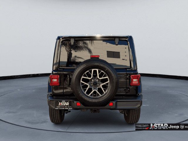 New 2025 Jeep Wrangler Unlimited Sahara AWD/4WD image 6