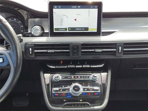 Certified 2022 Lincoln Corsair Standard w/ Premium Package image 30