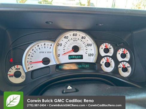 Used 2003 HUMMER H2 w/ Preferred Equipment Group image 16