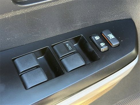 Used 2019 Toyota Tundra SR5 w/ SR5 Upgrade Package image 19