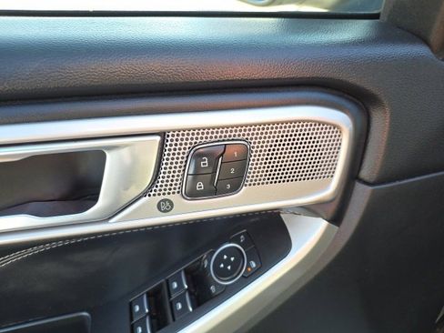 Used 2022 Ford Explorer Limited w/ Hybrid Equipment Group 310A image 21