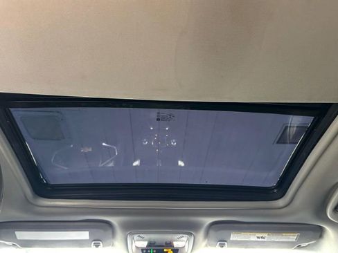 Used 2021 Chevrolet Malibu LT image 10