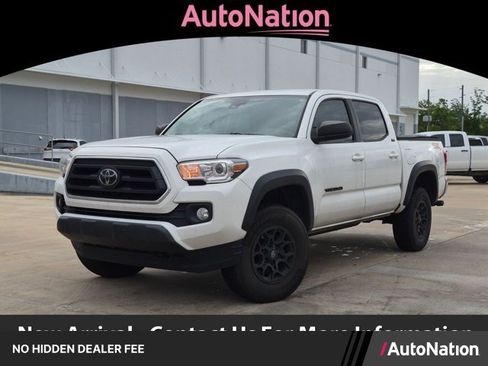 Used 2023 Toyota Tacoma SR5 RWD image 1