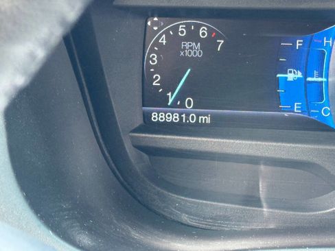 Used 2014 Ford Explorer XLT w/ Equipment Group 201A image 19