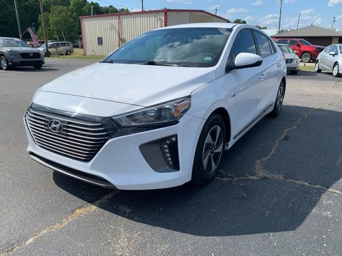 Used 2017 Hyundai Ioniq SEL w/ Tech Package 02 FWD image 6