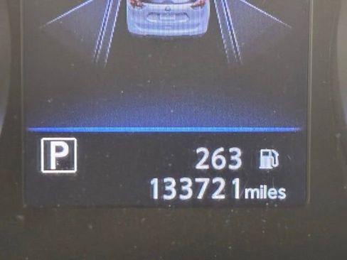 Used 2018 Nissan Rogue SL FWD image 33