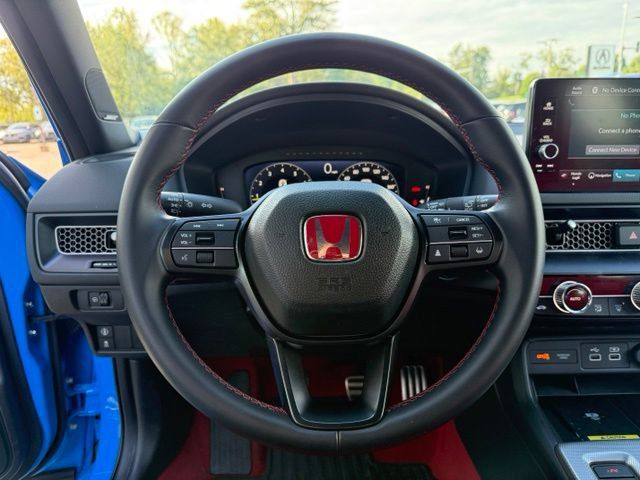 Used 2025 Honda Civic Type R image 13