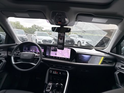New 2026 Audi Q5 Premium AWD/4WD image 18