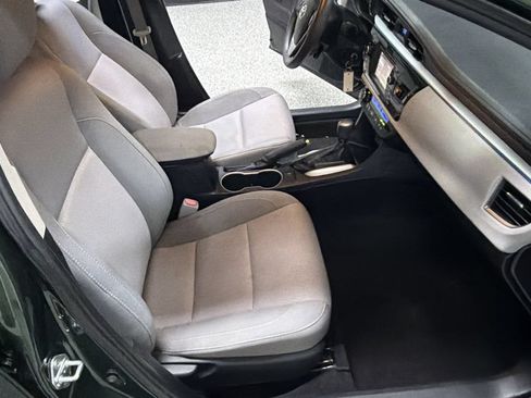 Used 2014 Toyota Corolla LE FWD image 26