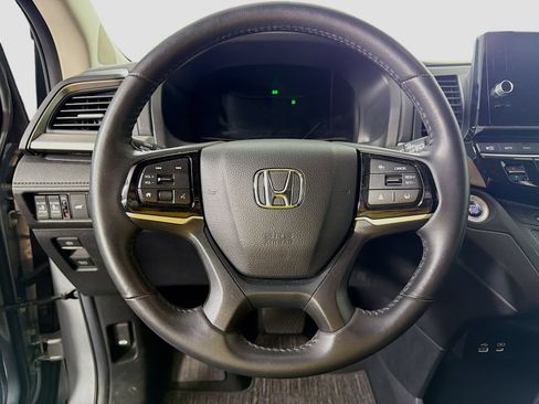 Used 2025 Honda Odyssey EX-L image 13
