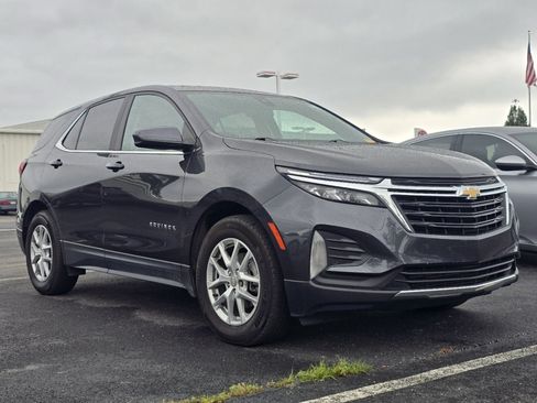 Used 2022 Chevrolet Equinox LT FWD image 2