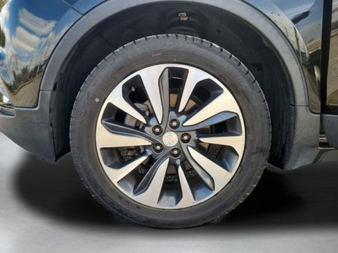 Used 2021 Buick Encore Preferred image 28