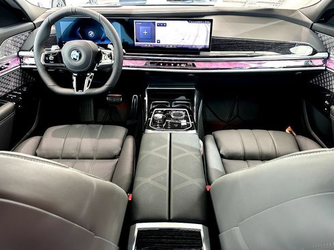 New 2026 BMW 740i xDrive w/ Executive Package AWD/4WD image 22