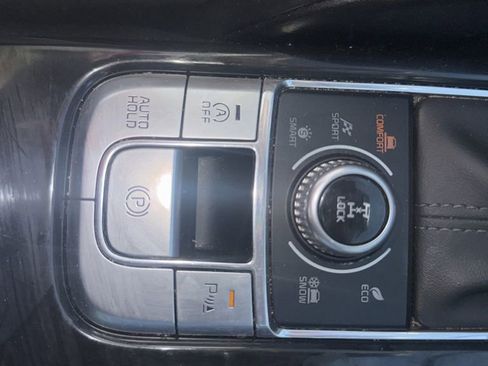 Used 2024 Kia Telluride S w/ S Sunroof Package image 10