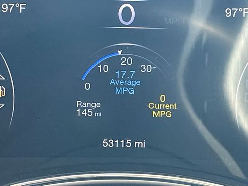 Used 2020 Jeep Grand Cherokee Limited w/ Luxury Group II image 10