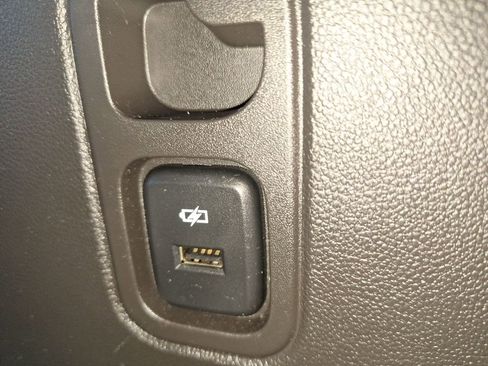 Certified 2022 Chevrolet Traverse LT image 29