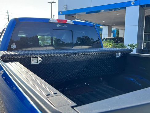 Used 2015 Ford F150 XLT w/ Equipment Group 302A Luxury AWD/4WD image 10