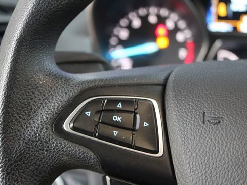 Used 2018 Ford Escape SE w/ SE SYNC Package FWD image 16