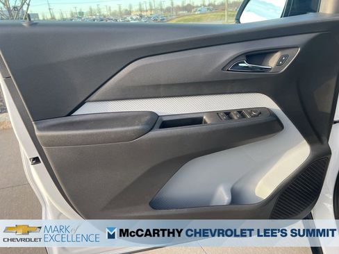 New 2027 Chevrolet Bolt LT image 46