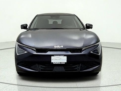 Used 2025 Kia EV6 Light w/ Light LR Technology Package RWD image 2
