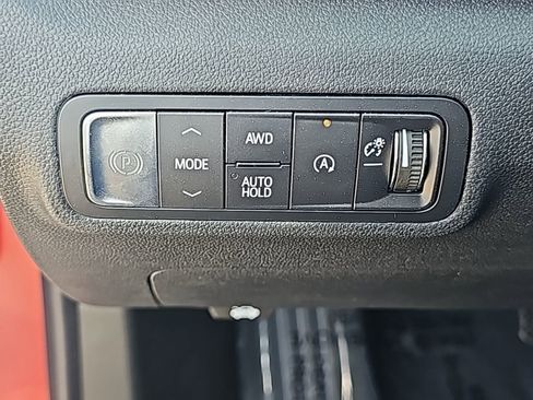 New 2026 GMC Terrain Denali image 17