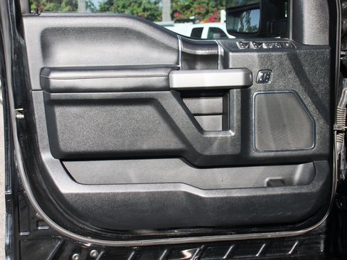 Used 2018 Ford F350 Platinum w/ Platinum Ultimate Package image 17