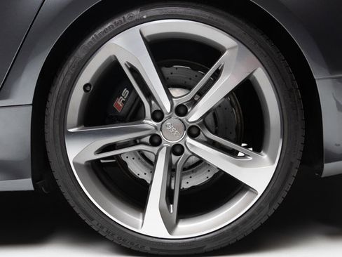 Used 2016 Audi RS 7 Prestige w/ Carbon-Optic Package image 36