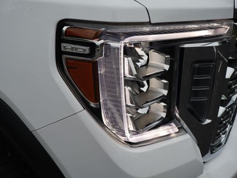 Used 2022 GMC Sierra 2500 Denali AWD/4WD image 12