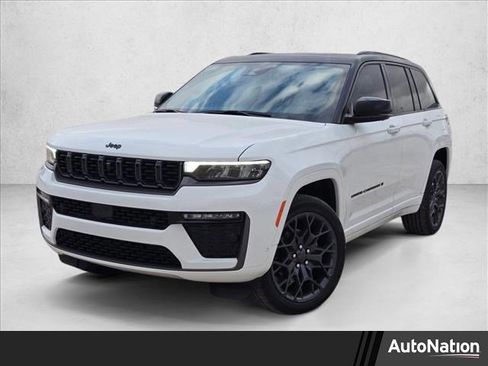 New 2026 Jeep Grand Cherokee Summit image 1