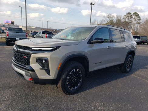 New 2026 Chevrolet Traverse Z71 image 2