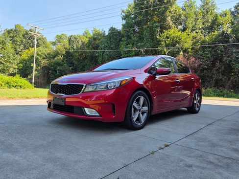 Used 2018 Kia Forte S w/ S Technology Plus Package FWD image 1