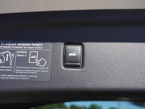 Used 2022 INFINITI QX50 Luxe image 19