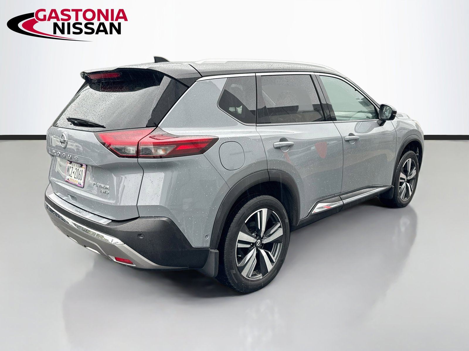 Used 2021 Nissan Rogue Platinum AWD/4WD image 9
