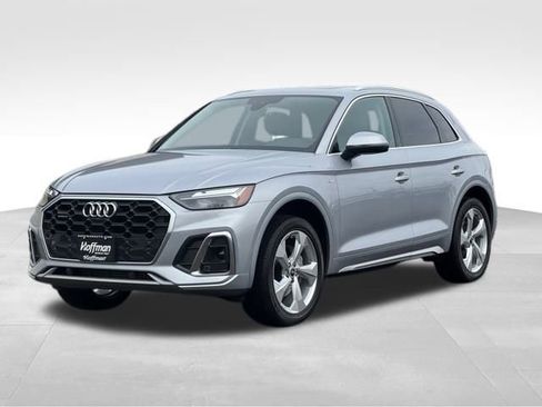 Certified 2023 Audi Q5 2.0T Premium Plus w/ Premium Plus Package image 3