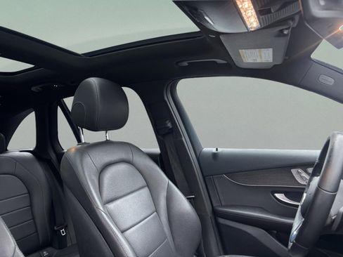 Used 2020 Mercedes-Benz GLC 300 image 23