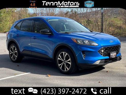 Used 2021 Ford Escape SE w/ SE Sport Appearance Package image 1