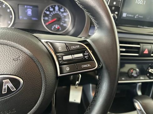 Used 2021 Kia Seltos S image 16